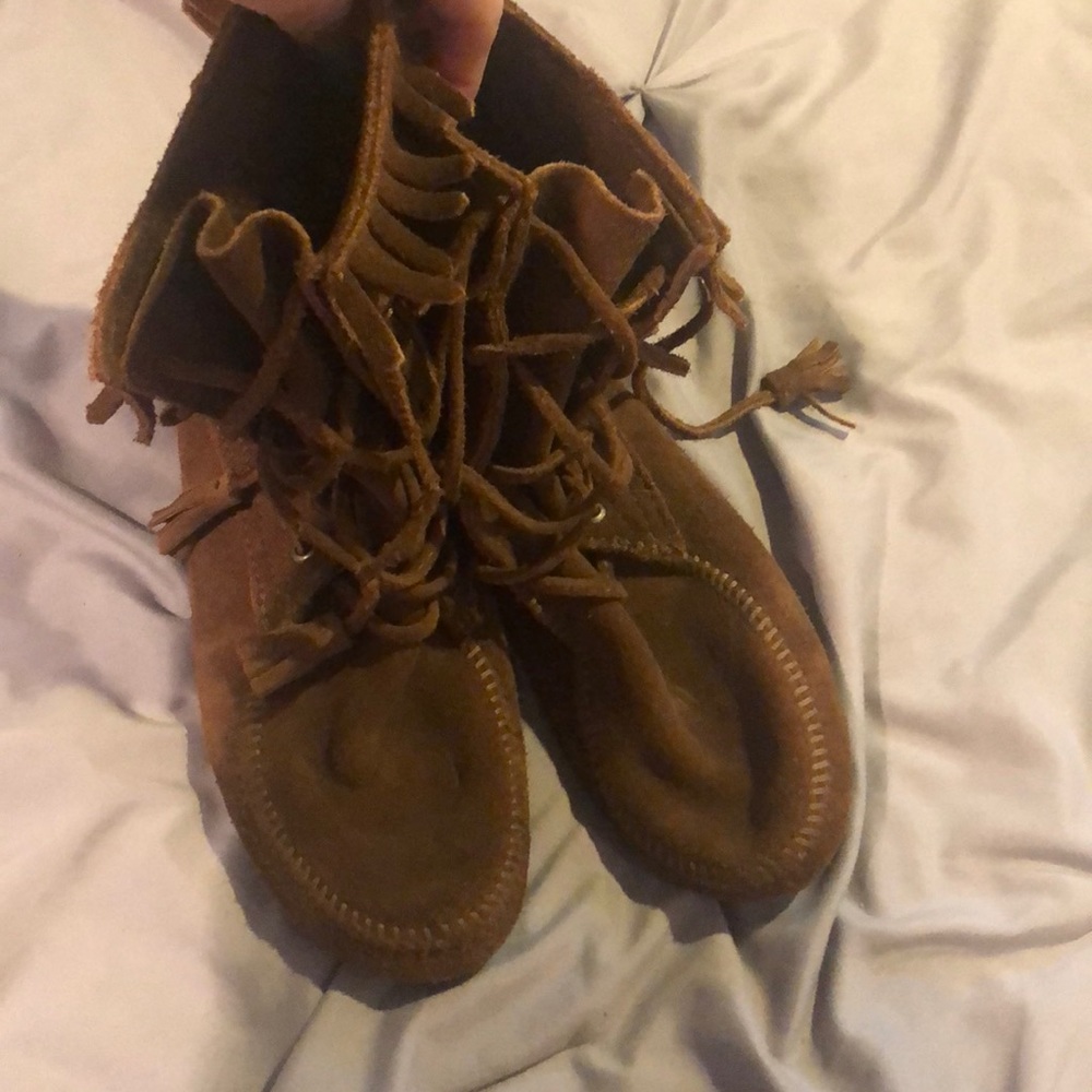Minnetonka fringe booties